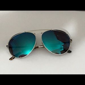 DIFF Gold metal/blue Mirror Aviator Sunglasses